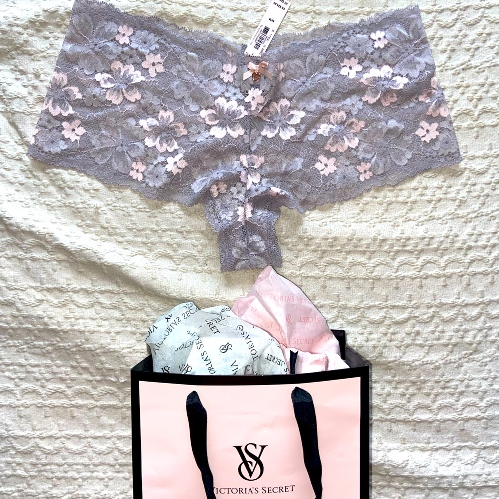 Brand New VICTORIA’S SECRET Panties With Tags Lace Logo High Waisted Floral Med